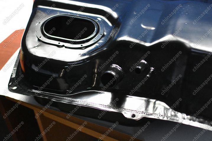 Бак топливный Kia Sportage / Hyundai Tucson 2,0/2,7 04-10