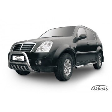 Кенгурятник d57 низкий с защитой картера Arbori нерж. сталь для SsangYong REXTON 2010-2012
