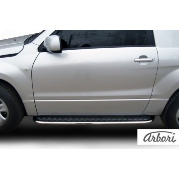 Защита штатных порогов Arbori d42 с листом SUZUKI GRAND VITARA 3 doors 2008-2012