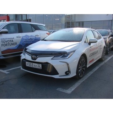 Дефлектор капота темный TOYOTA Corolla 2018-