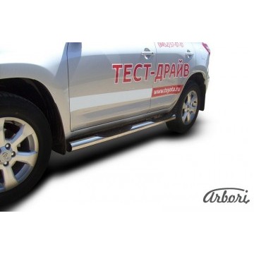 Защита штатных порогов Arbori d76 с проступями TOYOTA RAV-4 2010-2012