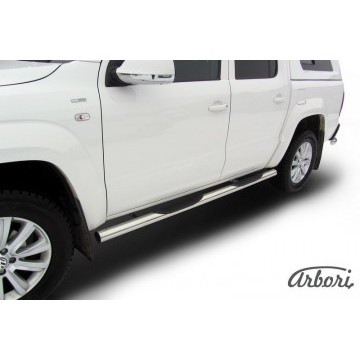 Защита порогов d76 с проступями Arbori нерж. сталь для Volkswagen AMAROK(2013) 2013-2016