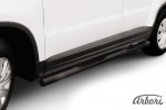 Защита порогов d76 с проступями Arbori черн. для Volkswagen TIGUAN 2011-2017