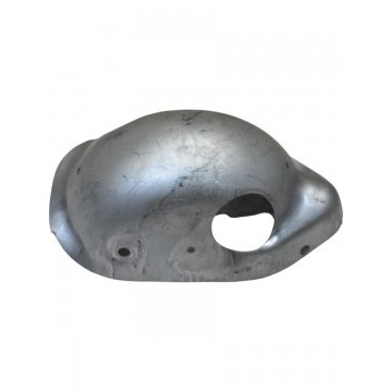 Средний тепловой экран перед катализатором Luxgen 7