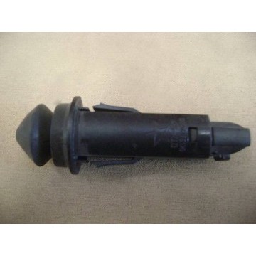 Датчик (концевик) капота - 3818011-k00 Great Wall Hover